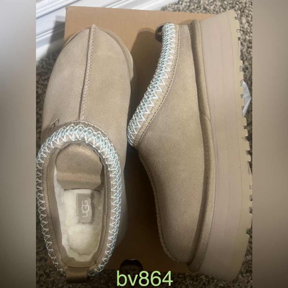 Ugg Tazz | Sand sz 7